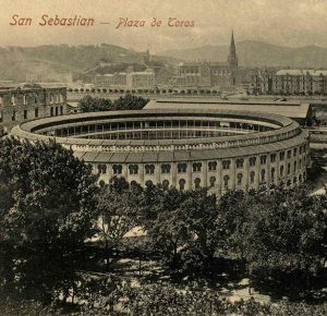 Imagen histórica de la Plaza de Toros de San Sebastián